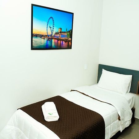 London Executive Hotel Cafelandia  Eksteriør billede